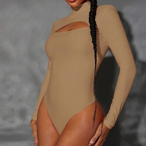 Sexy cutout bodysuit - Picture 5 of 15